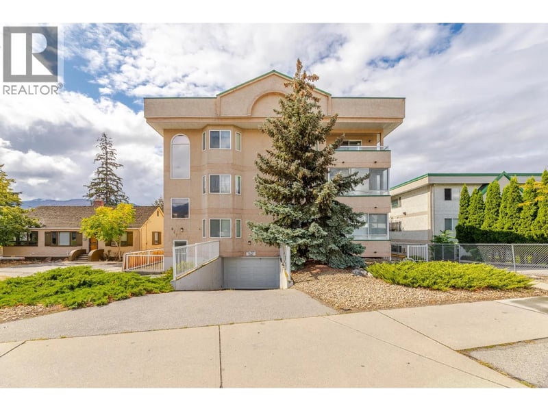 #204 865 Main Street, Penticton, British Columbia, V2A5E3, Penticton, British Columbia — photo 1 of 5