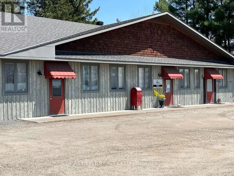 #3 60 Ontario Street, Burk's Falls, Ontario, P0A1C0, Burk's Falls, Ontario — photo 1 of 5