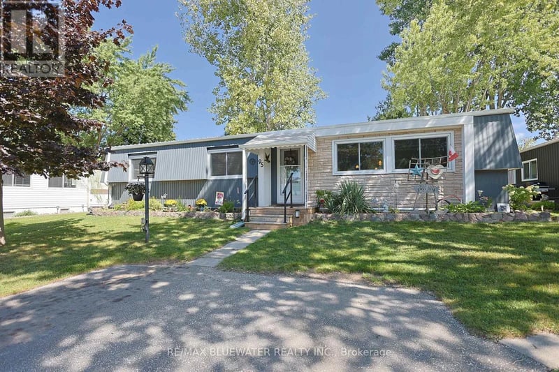 95 Shannon Boulevard, South Huron (Stephen), Ontario, N0M1T0, South Huron (Stephen), Ontario — photo 1 of 5