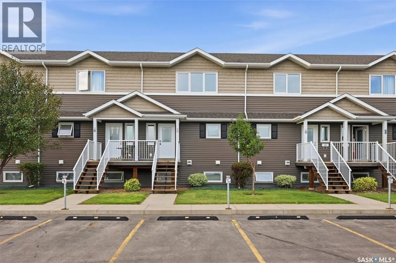 206 275 Pringle LANE, Saskatoon, Saskatchewan, S7T0T5, Saskatoon, Saskatchewan — photo 1 of 5