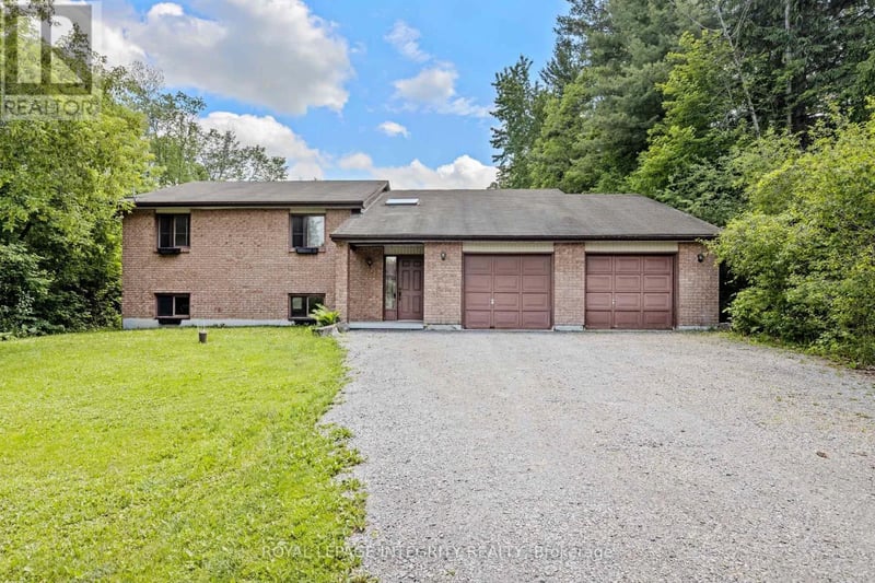 1702 Century Road, Ottawa, Ontario, K0A2E0, Ottawa, Ontario — photo 1 of 5