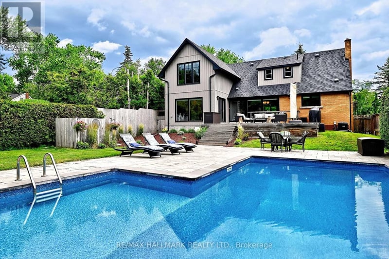 334 Stewart Street, Newmarket (Gorham-College Manor), Ontario, L3Y3M6, Newmarket (Gorham-College Manor), Ontario — photo 1 of 5