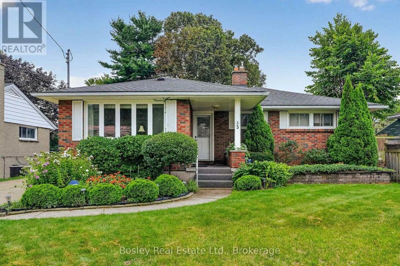 5 Ralston Drive, Port Hope, Ontario, L1A2B9, Port Hope, Ontario — photo 1 of 5