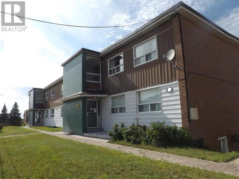 9-102 Hutchison AVE, Elliot Lake, Ontario, P5A1W8, Elliot Lake, Ontario — photo 1 of 5
