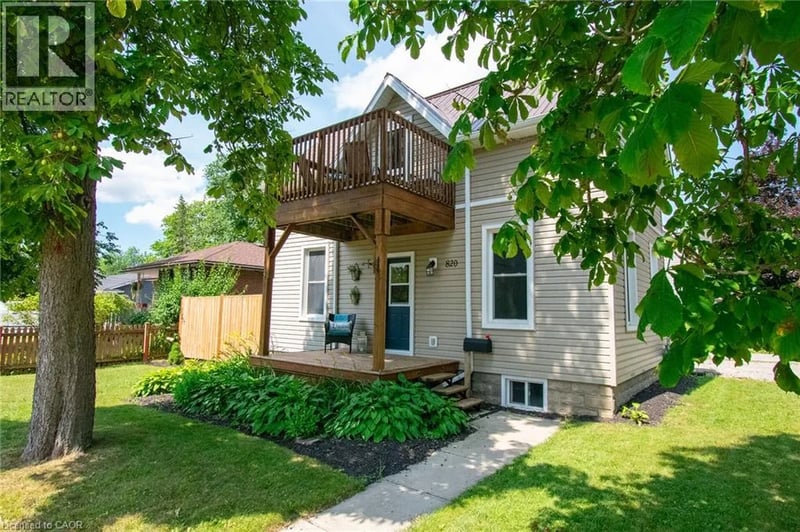 820 CEDAR Street, Dunnville, Ontario, N1A2K2, Dunnville, Ontario — photo 1 of 5