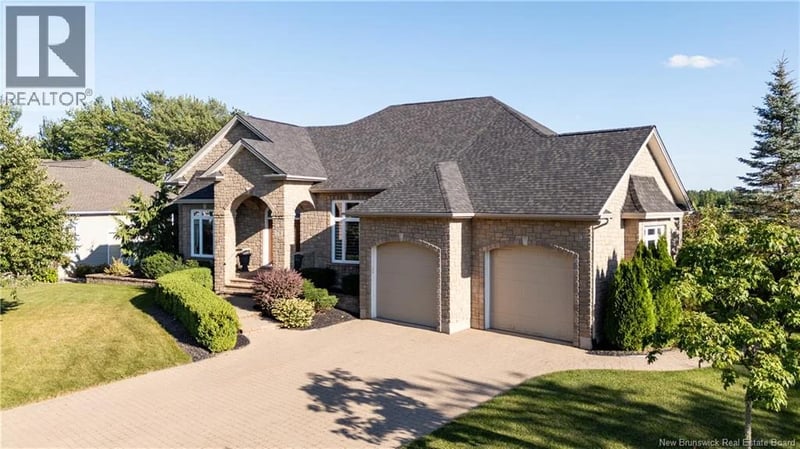78 Congressional Crescent, Moncton, New Brunswick, E1H3L3, Moncton, New Brunswick — photo 1 of 5