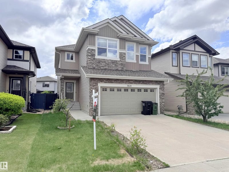 7819 173 AV NW, Edmonton, Alberta, T5Z0H6, Edmonton, Alberta — photo 1 of 5