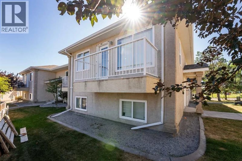 5 Tartan Boulevard West, Lethbridge, Alberta, T1J4Y5, Lethbridge, Alberta — photo 1 of 5
