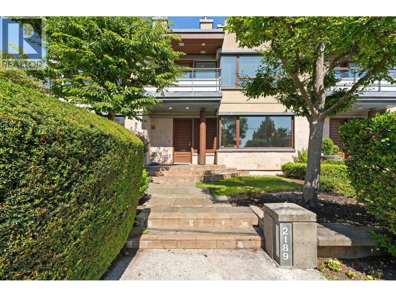 2189 ARGYLE Avenue, West Vancouver, British Columbia, V7V1A5, West Vancouver, British Columbia — photo 1 of 5
