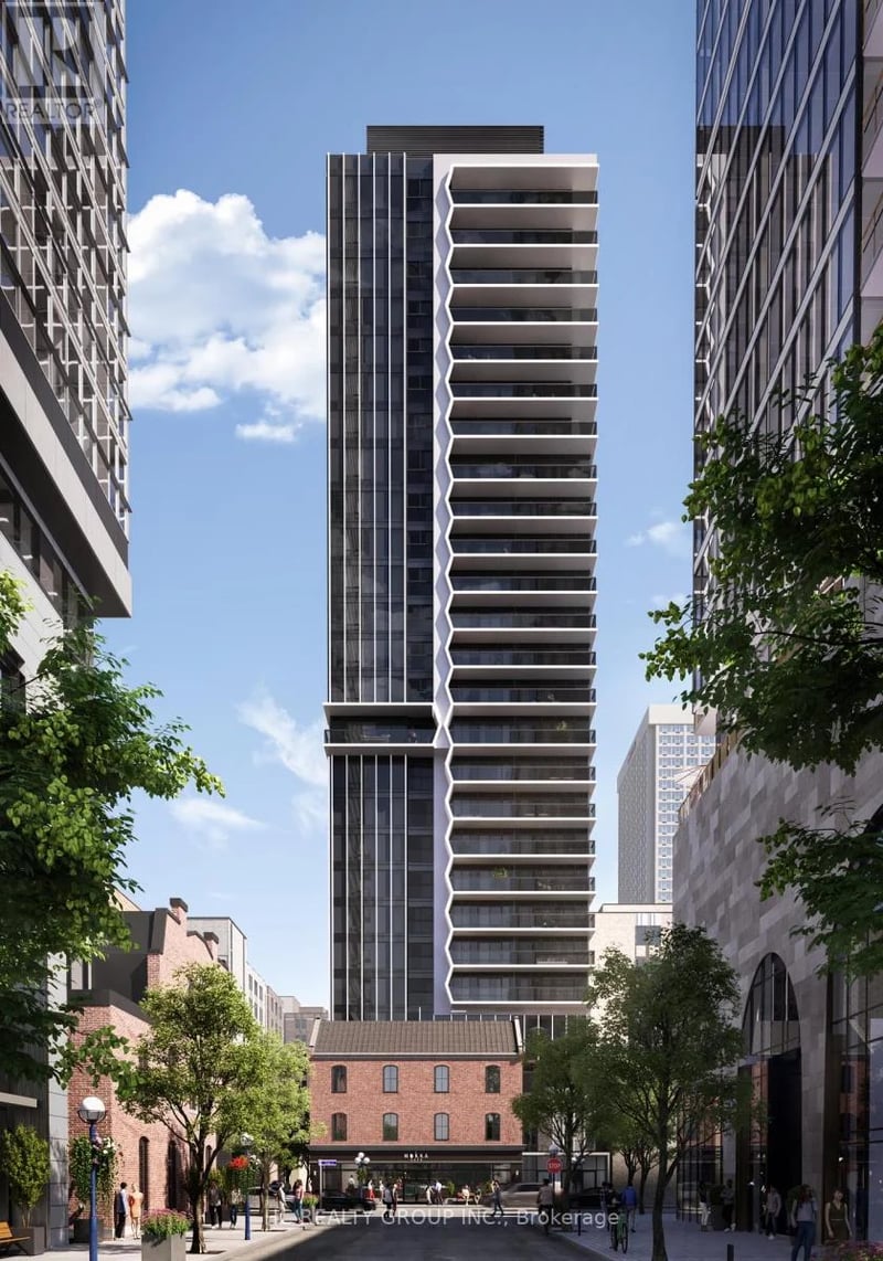 #608 771 Yonge Street, Toronto (Annex), Ontario, M4W0B8, Toronto (Annex), Ontario — photo 1 of 5