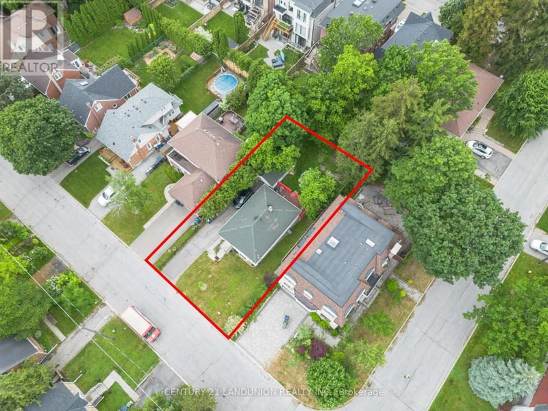 200 Elmhurst Avenue, Toronto (Lansing-Westgate), Ontario, M2N1S3, Toronto (Lansing-Westgate), Ontario — photo 1 of 5