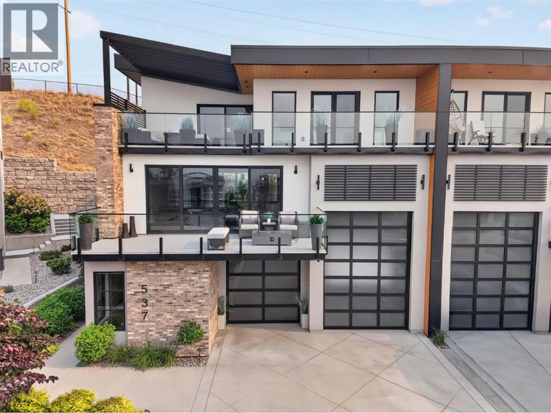 537 Hawes Court, Kelowna, British Columbia, V1W5C5, Kelowna, British Columbia — photo 1 of 5