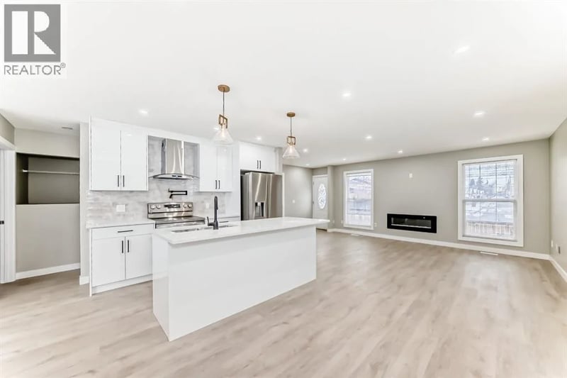59 Templeson Road Northeast, Calgary, Alberta, T1Y5L5, Calgary, Alberta — photo 1 of 5