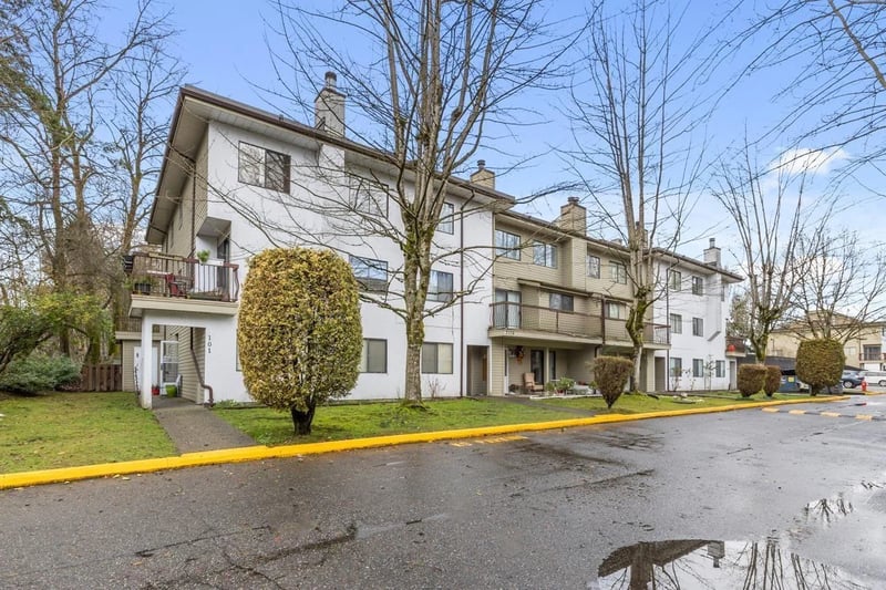 #205 7119 133 Street, Surrey, British Columbia, V3W7Z6, Surrey, British Columbia — photo 1 of 5