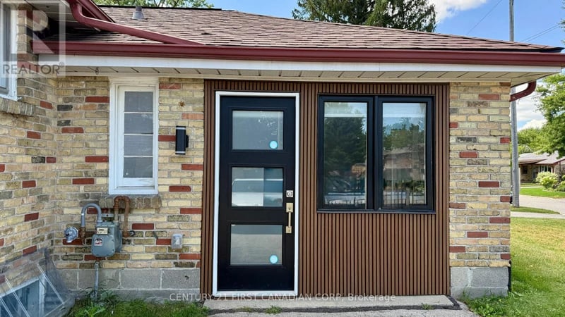 #Unit 2 1473 Adelaide Street North, London North (North G), Ontario, N5X1K3, London North (North G), Ontario — photo 1 of 5