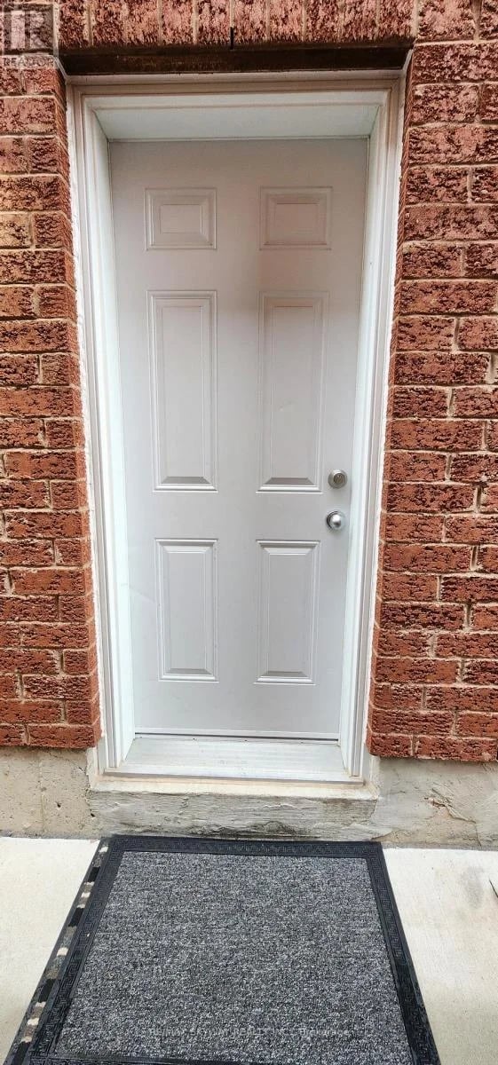 68 Cobblehill Crescent, Brampton (Bram East), Ontario, L6P2M4, Brampton (Bram East), Ontario — photo 1 of 5
