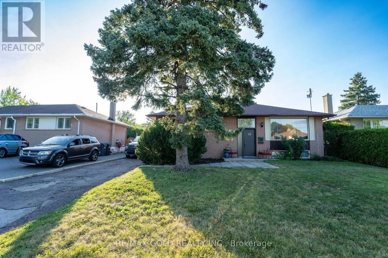 12 Alexandria Crescent, Brampton (Avondale), Ontario, L6T1N3, Brampton (Avondale), Ontario — photo 1 of 2
