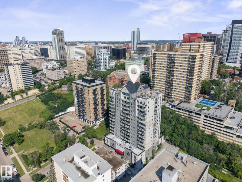 #707 9819 104 ST NW, Edmonton, Alberta, T5K0Y8, Edmonton, Alberta — photo 1 of 5