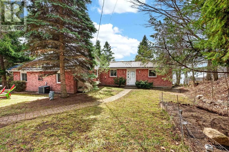 3481 Buck Point Lane, Frontenac (Frontenac South), Ontario, K0H1X0, Frontenac (Frontenac South), Ontario — photo 1 of 5
