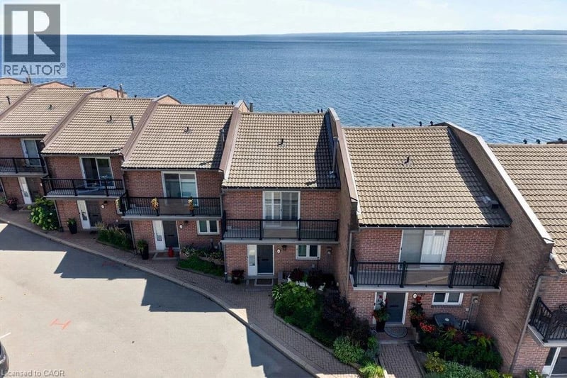 #4 2136 OLD LAKESHORE Road, Burlington, Ontario, L7R1A3, Burlington, Ontario — photo 1 of 5