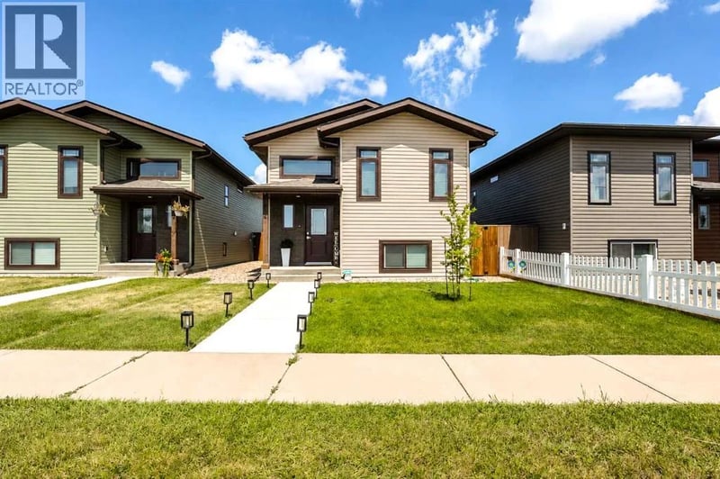 1614 2 Avenue East, Brooks, Alberta, T1R1K3, Brooks, Alberta — photo 1 of 5