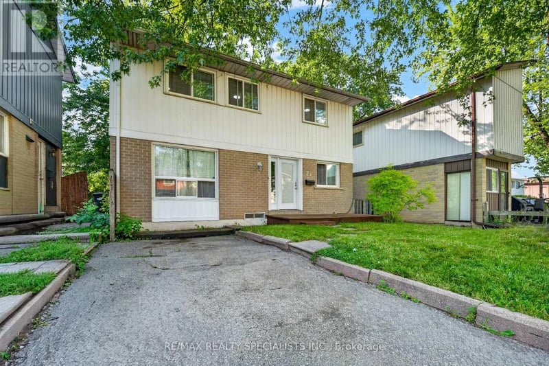 24 Garrison Square, Brampton (Northgate), Ontario, L6S2H3, Brampton (Northgate), Ontario — photo 1 of 5