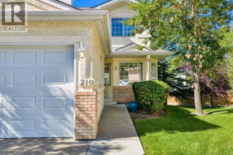 210 Scenic Acres Terrace Northwest, Calgary, Alberta, T3L1Y4, Calgary, Alberta — photo 1 of 5
