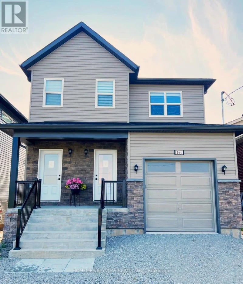 #Bsmnt 162 Penetanguishene Road, Barrie (Grove East), Ontario, L4M7C3, Barrie (Grove East), Ontario — photo 1 of 5
