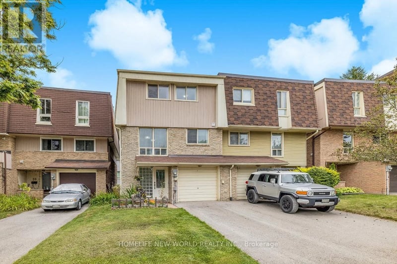 61 Poplar Crescent, Aurora (Aurora Highlands), Ontario, L4G3M4, Aurora (Aurora Highlands), Ontario — photo 1 of 5