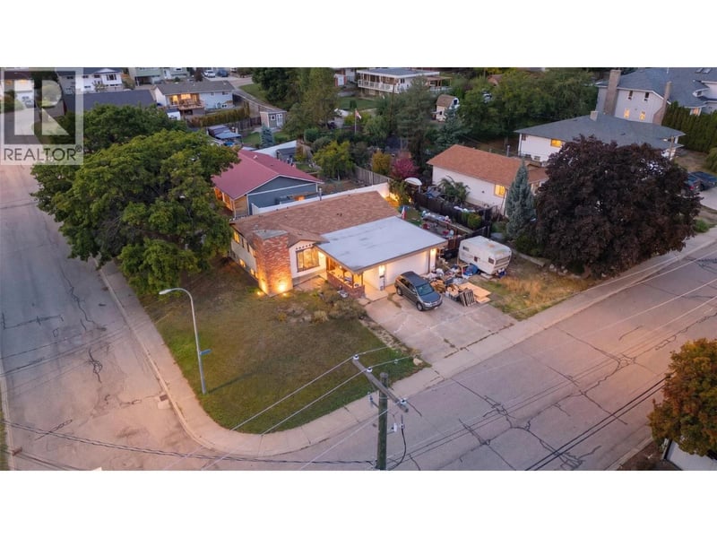 1311 25TH Avenue, Vernon, British Columbia, V1T7L5, Vernon, British Columbia — photo 1 of 5