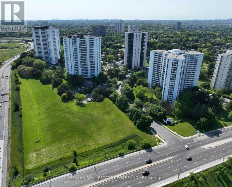 #2204 100 Graydon Hall Drive, Toronto (Parkwoods-Donalda), Ontario, M3A3A8, Toronto (Parkwoods-Donalda), Ontario — photo 1 of 5