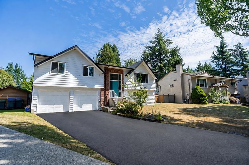 6250 171 Street, Surrey, British Columbia, V3S5S2, Surrey, British Columbia — photo 1 of 5