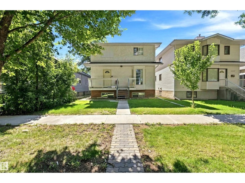 11111 81 AV NW, Edmonton, Alberta, T6G0S6, Edmonton, Alberta — photo 1 of 5