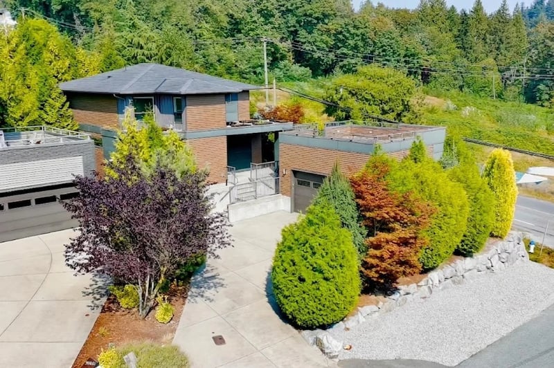 33879 KNIGHT Avenue, Mission, British Columbia, V2V7C7, Mission, British Columbia — photo 1 of 5
