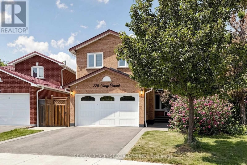 776 Savoy Crescent, Mississauga (Hurontario), Ontario, L5R3C3, Mississauga (Hurontario), Ontario — photo 1 of 5