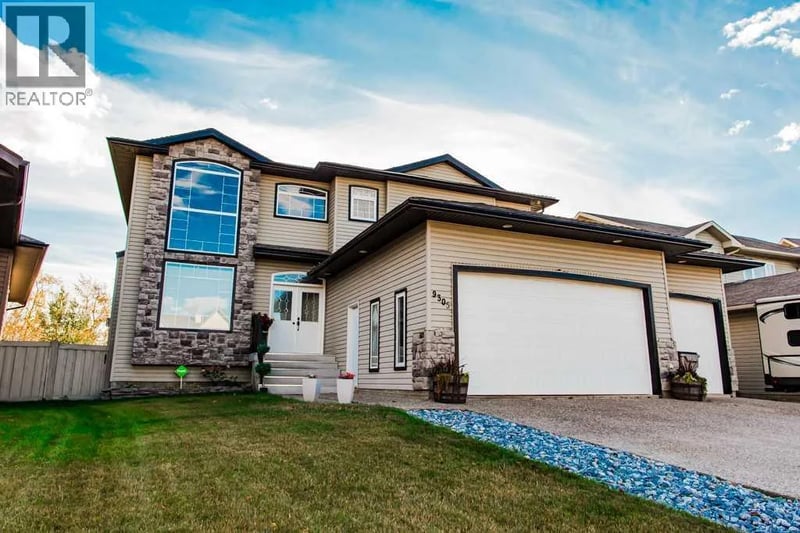 9305 Lakeshore Court, Grande Prairie, Alberta, T8X1S4, Grande Prairie, Alberta — photo 1 of 5