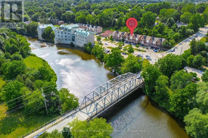 487 St Andrew Street East, Centre Wellington (Fergus), Ontario, N1M3V6, Centre Wellington (Fergus), Ontario — photo 1 of 5