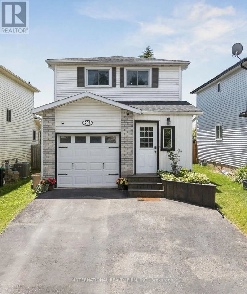 206 Hickling Trail, Barrie (Grove East), Ontario, L4M5W4, Barrie (Grove East), Ontario — photo 1 of 5