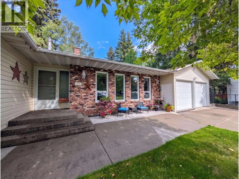 7918 MELBOURNE Place, Prince George, British Columbia, V2N3V5, Prince George, British Columbia — photo 1 of 5