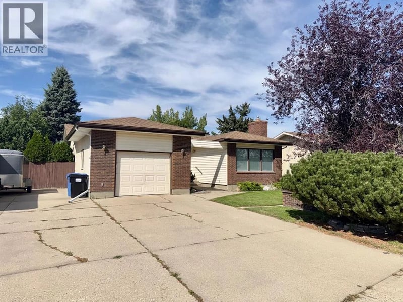 25 Nevada Place West, Lethbridge, Alberta, T1k4A8, Lethbridge, Alberta — photo 1 of 5