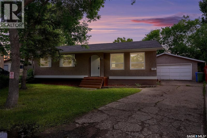 34 Armstrong BAY, Regina, Saskatchewan, S4N4G7, Regina, Saskatchewan — photo 1 of 5