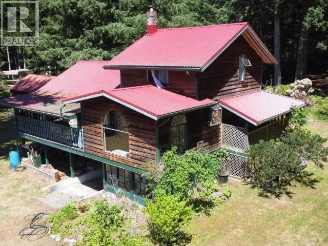 11109 DULMAGE ROAD, Powell River, British Columbia, V8A0N5, Powell River, British Columbia — photo 1 of 5