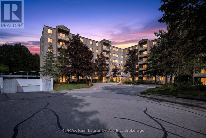 #103 93 Westwood Road, Guelph (Willow West/Sugarbush/West Acres), Ontario, N1H7J7, Guelph (Willow West/Sugarbush/West Acres), Ontario — photo 1 of 5