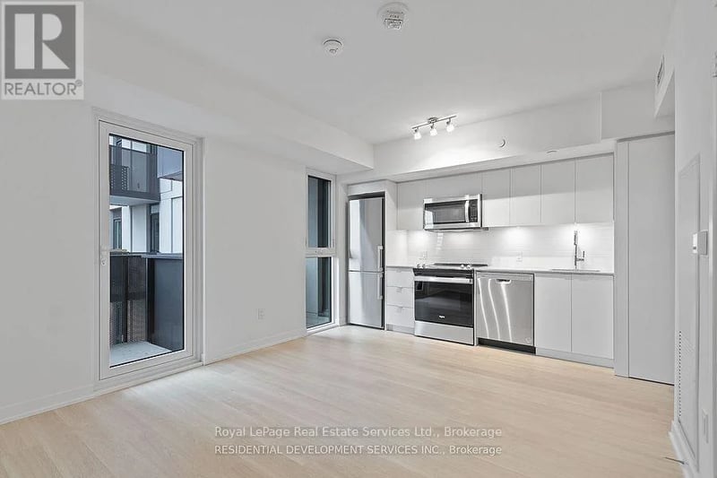 #636 500 Wilson Avenue, Toronto (Clanton Park), Ontario, M3H0E5, Toronto (Clanton Park), Ontario — photo 1 of 5