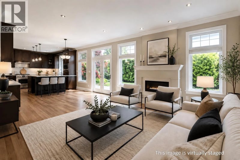 4986 SHIRLEY Avenue, North Vancouver, British Columbia, V7R3W4, North Vancouver, British Columbia — photo 1 of 5