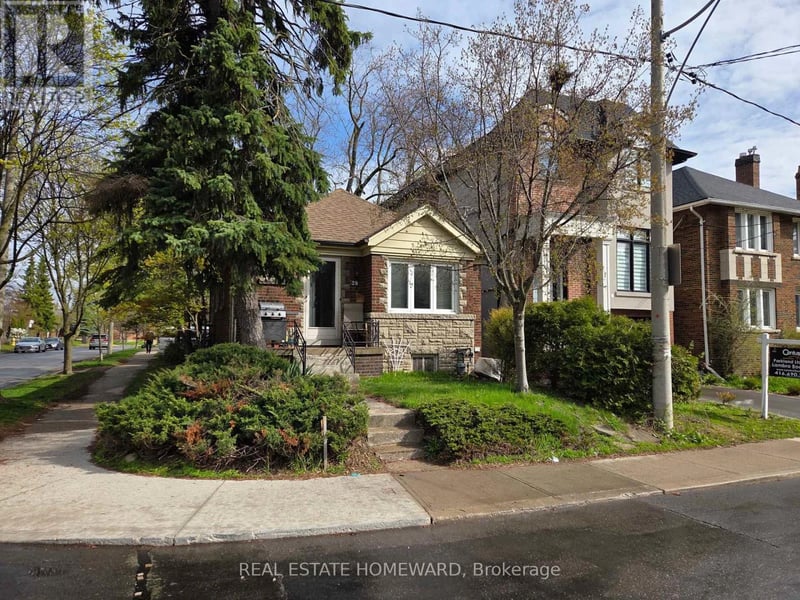 28 Glen Echo Road, Toronto (Lawrence Park North), Ontario, M4N2E1, Toronto (Lawrence Park North), Ontario — photo 1 of 5