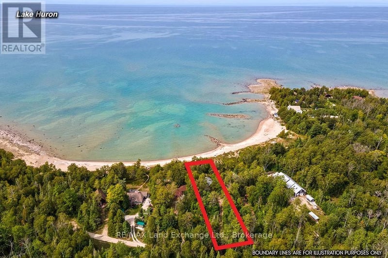 18 Cottage Park Road, Saugeen Shores, Ontario, N0H2C0, Saugeen Shores, Ontario — photo 1 of 5