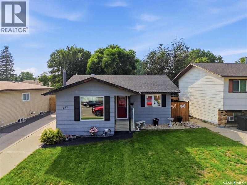 334 Needham CRESCENT, Saskatoon, Saskatchewan, S7M4X5, Saskatoon, Saskatchewan — photo 1 of 5