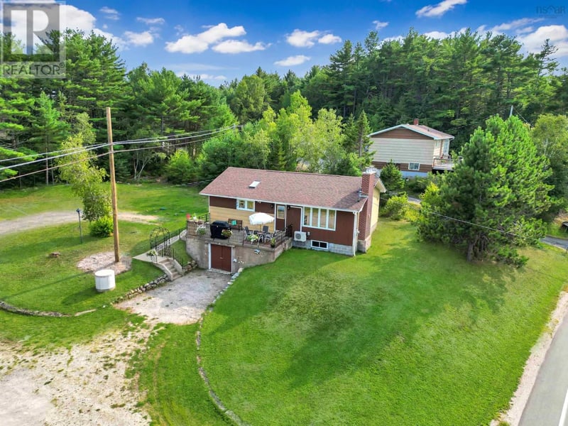 7251 Highway 3, Martins River, Nova Scotia, B0J2E0, Martins River, Nova Scotia — photo 1 of 5