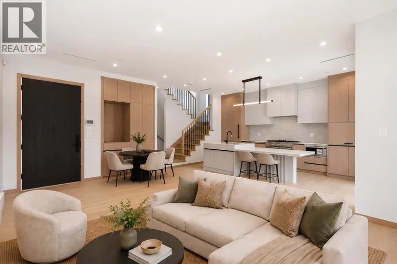 #2 1448 30TH Avenue, Vancouver, British Columbia, V5N3A2, Vancouver, British Columbia — photo 1 of 5